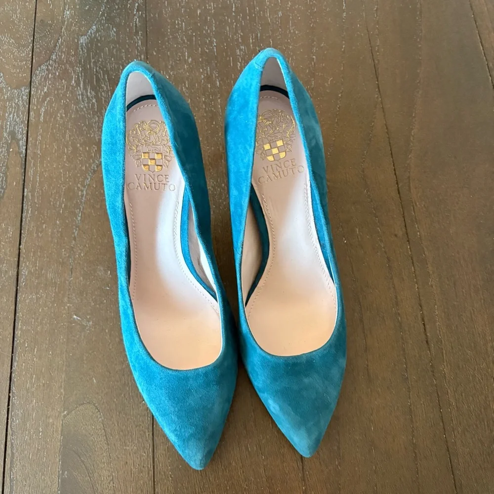 Vince‎ Camuto Cynthea Turquoise Teal Suede Leather Heels Pumps Size 9 - Picture 4 of 12